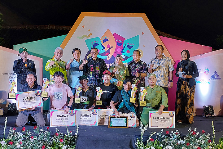 GRUP “NGALOR-NGIDUL” JADI JUARA LOMBA LAWAKAN BOJONEGORO