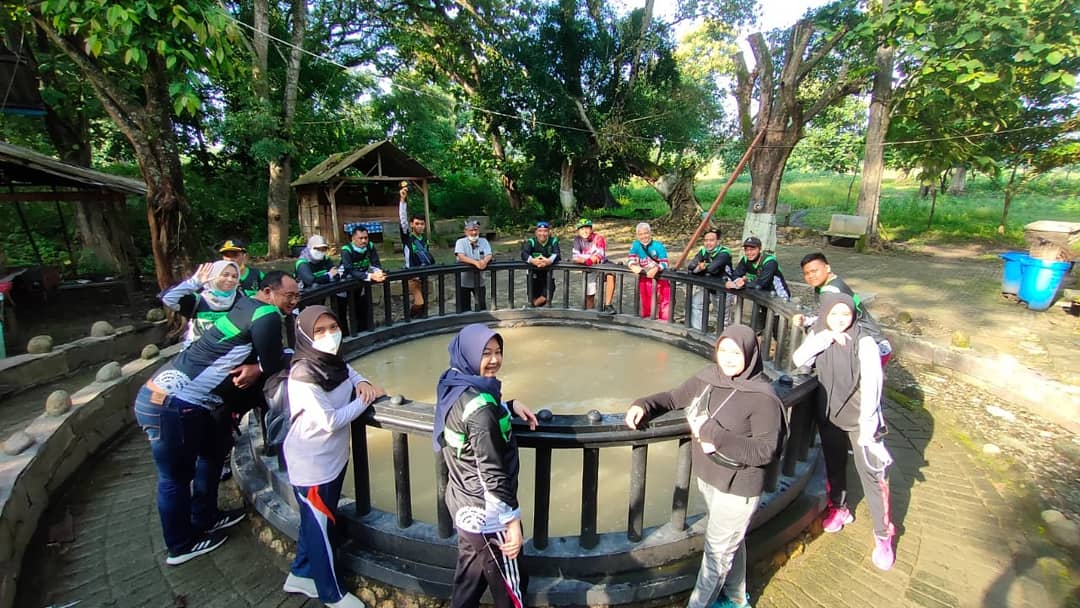 Objek wisata kembali dibuka, Kayangan api dikunjungi tim gowes dari kejaksaan negeri Bojonegoro.