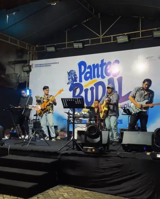 PANTES BUDAL 2026